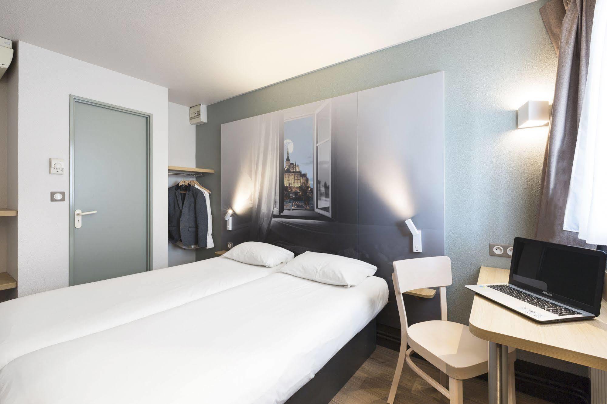 B&B Hotel Avranches Baie Du Mont St-Michel 2*